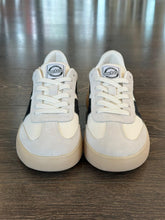 Carica l'immagine nel visualizzatore di Gallery, BACK 70 SNEAKER CON PLATEAU BROOKLYN BIANCA+NERA