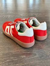 Carica l'immagine nel visualizzatore di Gallery, BACK 70 SNEAKER ROSSA