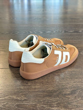 Carica l'immagine nel visualizzatore di Gallery, BACK 70 GHOST CAMEL