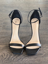 Carica l'immagine nel visualizzatore di Gallery, MISS UNIQUE SANDALO IN PELLE NERA TALLONE