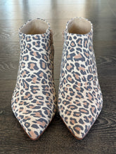 Carica l&#39;immagine nel visualizzatore di Gallery, CAFE&#39; NOIR TROCHETTI TACCO 5 CM LEOPARDATO
