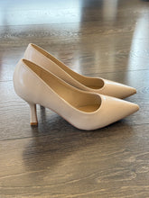 Carica l&#39;immagine nel visualizzatore di Gallery, FRANCESCO MILANO DECOLLETE&#39; PELLE BEIGE TACCO 8CM
