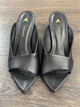 Carica l&#39;immagine nel visualizzatore di Gallery, CARRANO MULE PELLE NERA TC 6 CM
