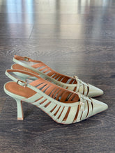 Carica l'immagine nel visualizzatore di Gallery, BRUNO PREMI SLINGBACK IN PELLE KAKI
