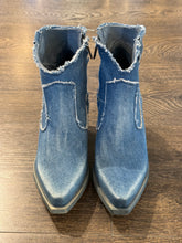Carica l&#39;immagine nel visualizzatore di Gallery, ZOE TEXANO TACCO 8 CM JEANS
