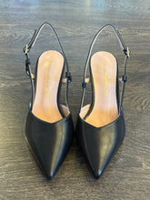 Carica l'immagine nel visualizzatore di Gallery, FRANCESCO MILANO SLINGBACK IN PELLE NERA  TACCO 8 CM
