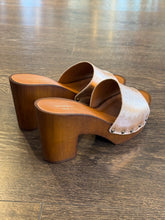 Carica l'immagine nel visualizzatore di Gallery, MARRADINI ZOCCOLO FASCIA PELLE LAMINATA ROSA
