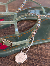 Carica l&#39;immagine nel visualizzatore di Gallery, MENGHI SANDALO INFRADITO SWAROVSKI VERDE
