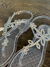 Carica l'immagine nel visualizzatore di Gallery, MENGHI SANDALO ARGENTO INFRADITO "CAVIGLIERA" IN GOMMA CON SWAROVSKI
