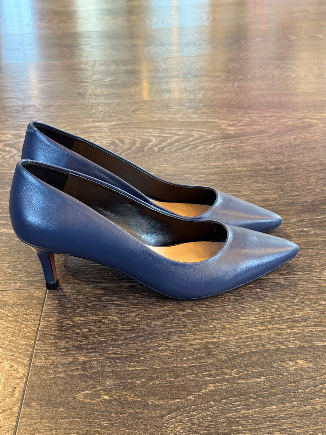 MISS UNIQUE DECOLLETE' IN PELLE BLU TC 5