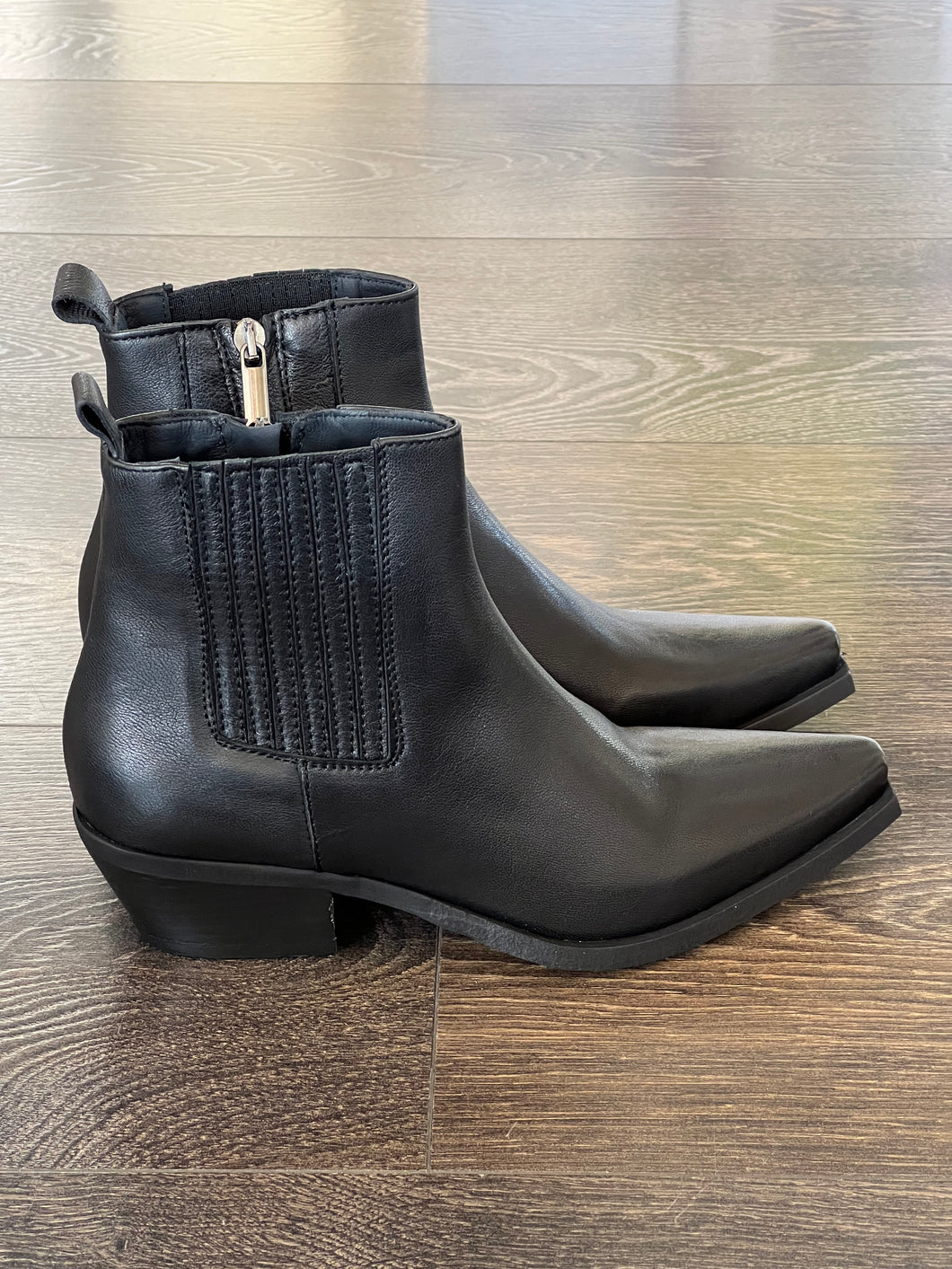 ZOE TEXANO ELASTICO PELLE NERA