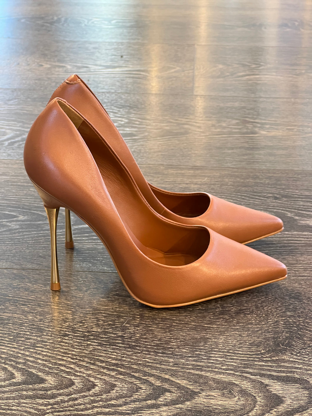 CARRANO DECOLLETE IN PELLE CUOIO TACCO 10,5CM  IN ACCIAIO