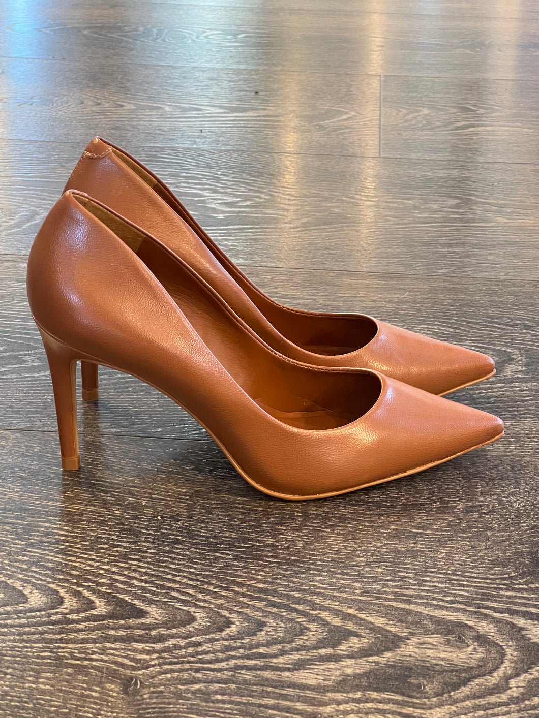CARRANO DECOLLETE' IN PELLE CUOIO TACCO 8,5CM