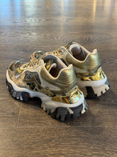 Carica l&#39;immagine nel visualizzatore di Gallery, JOIA PARIS SNEAKER BEIGE STRASS
