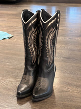 Carica l&#39;immagine nel visualizzatore di Gallery, ZOE STIVALE TEXANO NERO RICAMO TC 8,5
