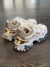 Carica l&#39;immagine nel visualizzatore di Gallery, JOIA PARIS SNEAKER WHITE (PELLICCIA)
