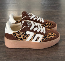 Carica l'immagine nel visualizzatore di Gallery, BACK 70 SNEAKER FONDO XXL LEOPARDO
