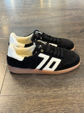 Carica l&#39;immagine nel visualizzatore di Gallery, BACK70 SNEAKER NERA TEDDY
