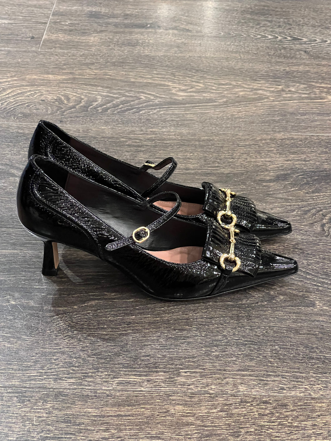 VICENZA BEBE' CON FRANGIA IN VERNICE NERA  TC 5 CM