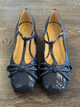 Carica l&#39;immagine nel visualizzatore di Gallery, CECIL DECOLLETE&#39; A T E FIOCCHETTO TC 4 CM IN NAPLACK BLU
