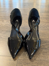 Carica l'immagine nel visualizzatore di Gallery, CARRANO DECOLLETE' SPEZZATA VERNICE NERA TACCO 9 CM
