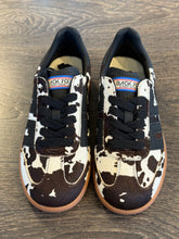 Carica l&#39;immagine nel visualizzatore di Gallery, BACK70 SNEAKER IN CAVALLINO STAMPA MUCCA BIANCO-MARRONE
