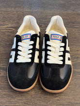 Carica l'immagine nel visualizzatore di Gallery, BACK70 CLOUD SNEAKER NAPPA NERA
