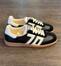 Carica l'immagine nel visualizzatore di Gallery, BACK70 CLOUD SNEAKER NAPPA NERA
