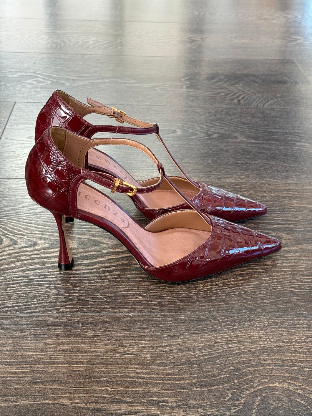 VICENZA DECOLLETE' IN VERNICE COCCO BORDEAUX TACCO 9CM  T