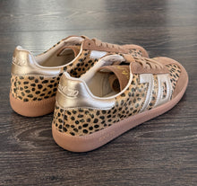 Carica l'immagine nel visualizzatore di Gallery, BACK 70 SNEAKER LINCE
