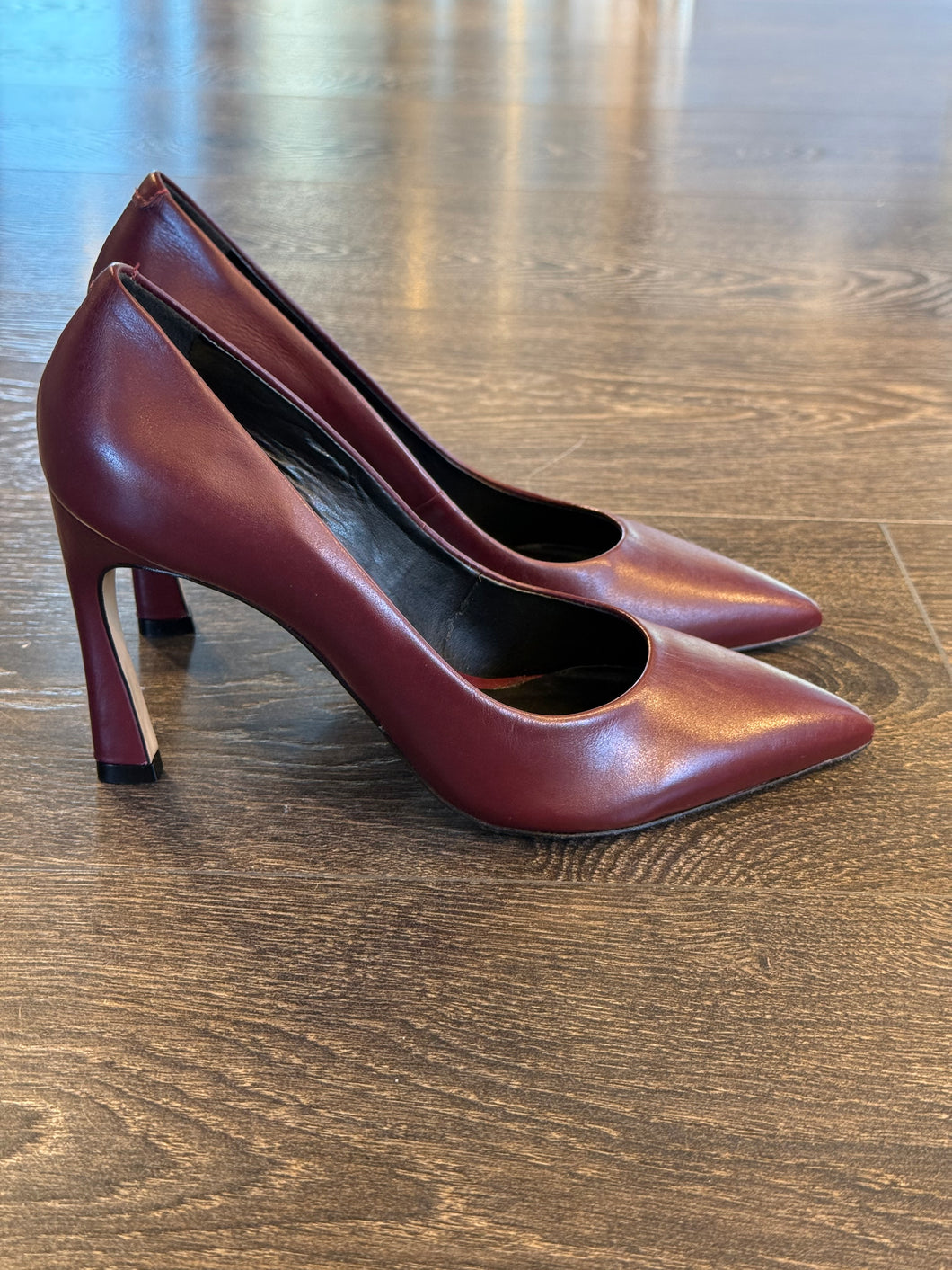 MISS UNIQUE DECOLLETE' IN PELLE BORDEAUX TC 9