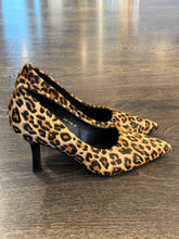 Carica l&#39;immagine nel visualizzatore di Gallery, FRANCESCO MILANO DECOLLETE&#39; STAMPA LEOPARDO TACCO 7,5 CM
