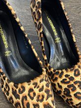 Carica l&#39;immagine nel visualizzatore di Gallery, FRANCESCO MILANO DECOLLETE&#39; STAMPA LEOPARDO TACCO 7,5 CM
