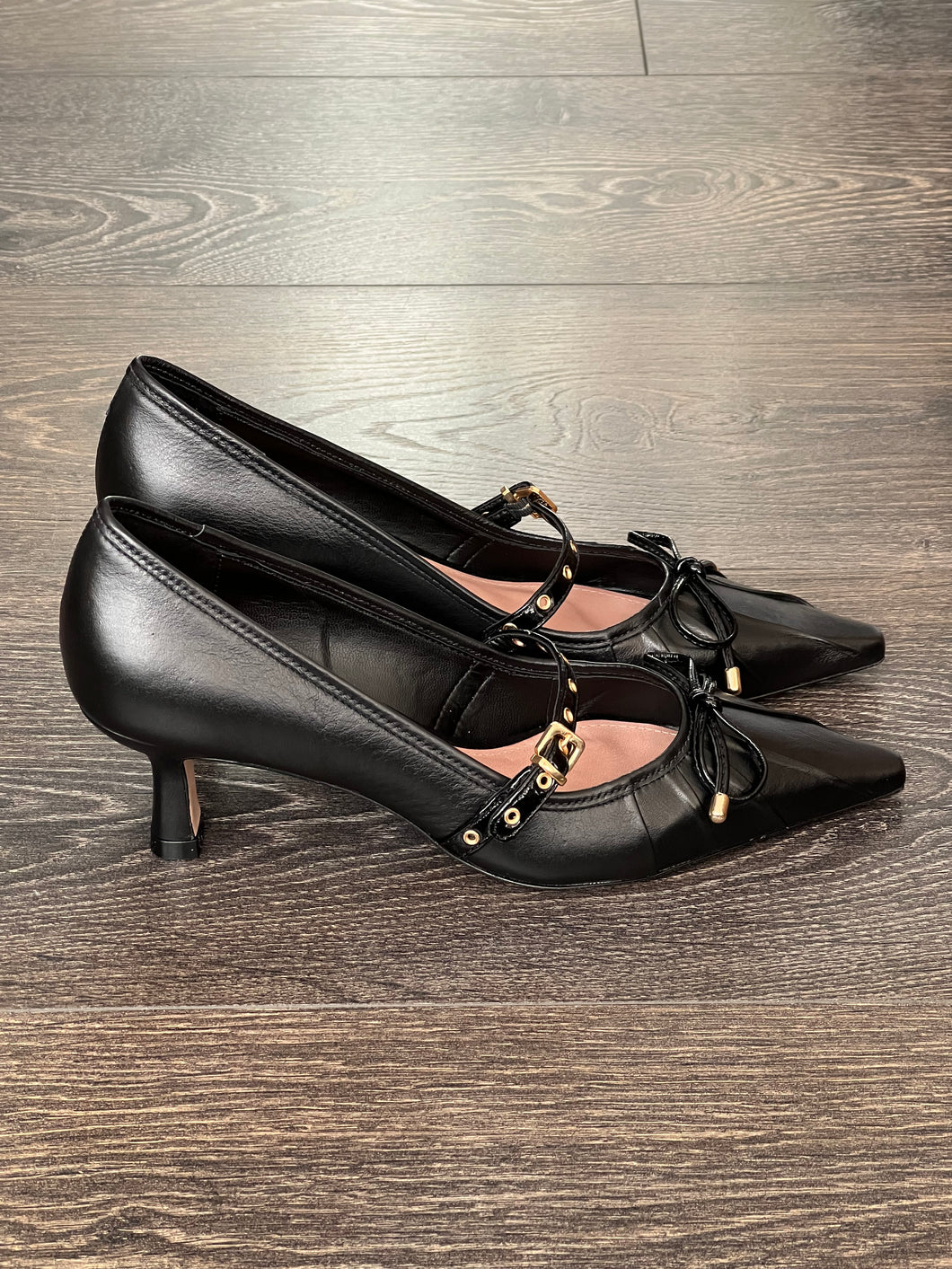 VICENZA DECOLLETE' PELLE NERA TACCO 5 CM FIOCCHETTO