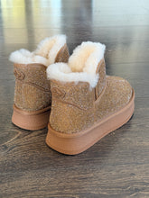 Carica l&#39;immagine nel visualizzatore di Gallery, FORNARINA PELOSOTTO STRASS TAUPE-ORO
