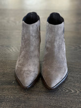 Carica l&#39;immagine nel visualizzatore di Gallery, EMANUELA PASSERI TRONCHETTO CROSTA TARTUFO(GRIGIO-MARRONE)
