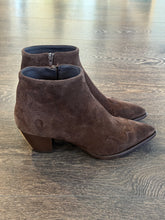 Carica l&#39;immagine nel visualizzatore di Gallery, EMANUELA PASSERI TRONCHETTO CROSTA MARRONE
