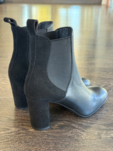 Carica l'immagine nel visualizzatore di Gallery, EMANUELA PASSERI BEATLES TC 7 CM BIMATERIALE NERO
