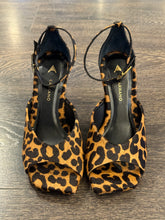 Carica l'immagine nel visualizzatore di Gallery, CARRANO SANDALO IN CAVALLINO LEOPARDO

