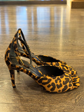 Carica l'immagine nel visualizzatore di Gallery, CARRANO SANDALO IN CAVALLINO LEOPARDO
