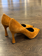 Carica l'immagine nel visualizzatore di Gallery, BRUNO PREMI DECOLLETE' CAMOSCIO CUOIO
