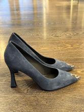 Carica l'immagine nel visualizzatore di Gallery, BRUNO PREMI DECOLLETE' CAMOSCIO JEANS
