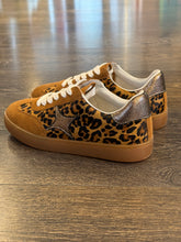 Carica l'immagine nel visualizzatore di Gallery, LE JADE SNEAKER LEOPARDATA
