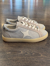 Carica l'immagine nel visualizzatore di Gallery, LE JADE SNEAKER IN PELLE BIANCA CRACK
