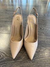 Carica l'immagine nel visualizzatore di Gallery, CARRANO SLINGBACK IN PELLE NUDE TACCO 10,5CM  IN ACCIAIO
