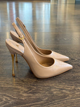 Carica l'immagine nel visualizzatore di Gallery, CARRANO SLINGBACK IN PELLE NUDE TACCO 10,5CM  IN ACCIAIO
