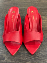 Carica l&#39;immagine nel visualizzatore di Gallery, CARRANO MULE PELLE ROSSA TC 6 CM
