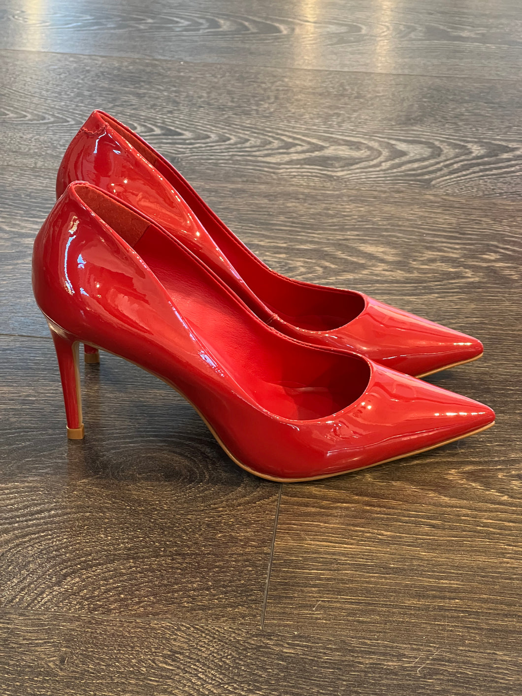 CARRANO DECOLLETE' IN VERNICE ROSSA TACCO 8,5CM