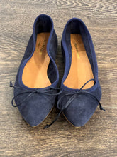 Carica l&#39;immagine nel visualizzatore di Gallery, MARRADINI BALLERINA CAMOSCIO BLU
