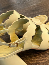 Carica l&#39;immagine nel visualizzatore di Gallery, BRUNO PREMI SANDALO  LASER KAKI  TC 7,5CM
